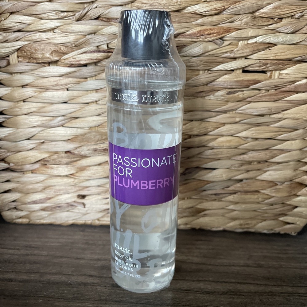 Nos Discontinued Avon Mark Passionate ‎ for Plumberry body oil